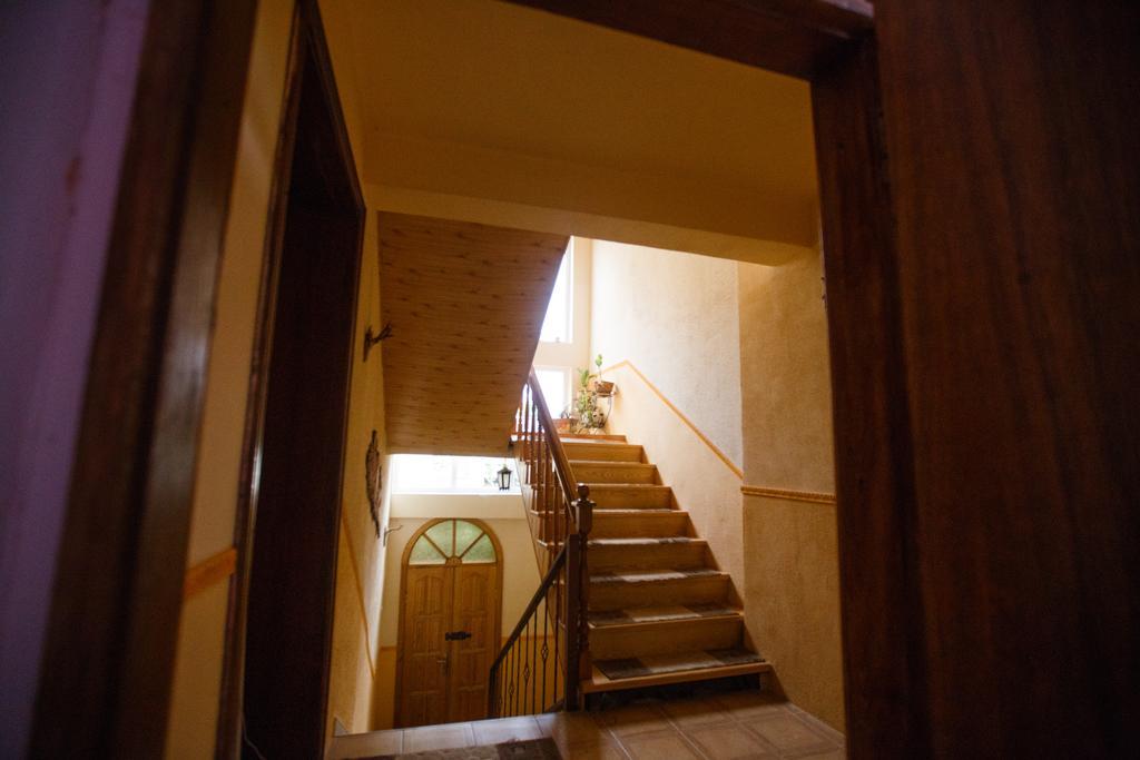 Guest House In Drachino Svaleava Exterior foto